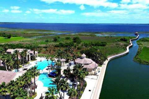 House in BELLALAGO in Kissimmee, Florida 5 bedrooms, 275.92 sq.m. № 2142187 - photo 26