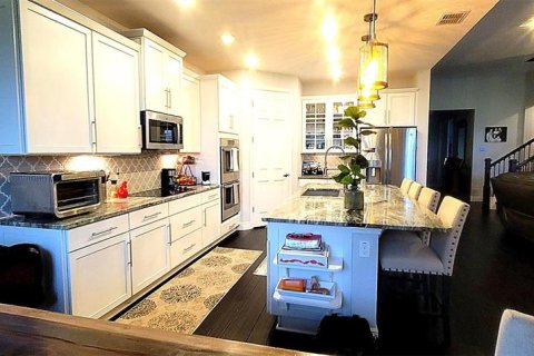 House in BELLALAGO in Kissimmee, Florida 5 bedrooms, 275.92 sq.m. № 2142187 - photo 5