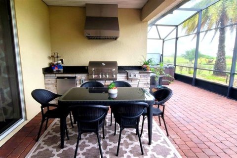 House in BELLALAGO in Kissimmee, Florida 5 bedrooms, 275.92 sq.m. № 2142187 - photo 20
