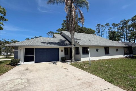 Commercial property in Palm Coast, Florida 4 bedrooms, 201.23 sq.m. № 2217228 - photo 2