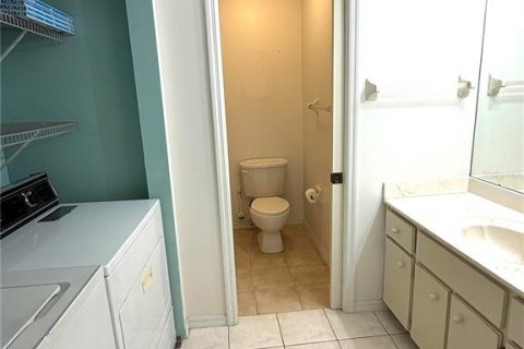 Commercial property in Palm Coast, Florida 4 bedrooms, 201.23 sq.m. № 2217228 - photo 18