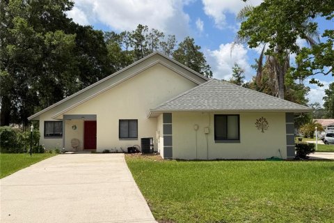 Commercial property in Palm Coast, Florida 4 bedrooms, 201.23 sq.m. № 2217228 - photo 21