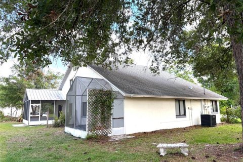 Commercial property in Palm Coast, Florida 4 bedrooms, 201.23 sq.m. № 2217228 - photo 24