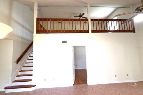 Commercial property in Palm Coast, Florida 4 bedrooms, 201.23 sq.m. № 2217228 - photo 8