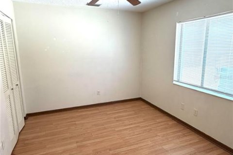Commercial property in Palm Coast, Florida 4 bedrooms, 201.23 sq.m. № 2217228 - photo 26