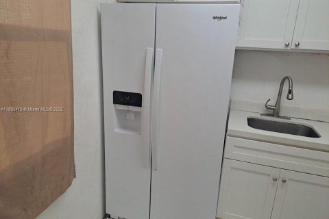 Снять в аренду кондоминиум в Майами-Гарденс, Флорида 1 спальня, 67.82м2, № 1951267 - фото 6