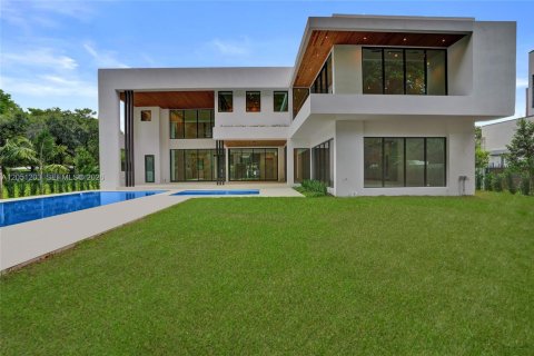 Villa ou maison à vendre à Miami, Floride: 7 chambres, 681.81 m2 № 2173582 - photo 21