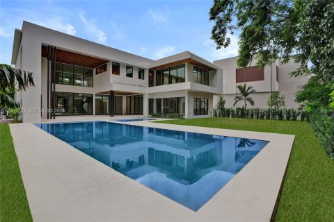 Villa ou maison à vendre à Miami, Floride: 7 chambres, 681.81 m2 № 2173582 - photo 18