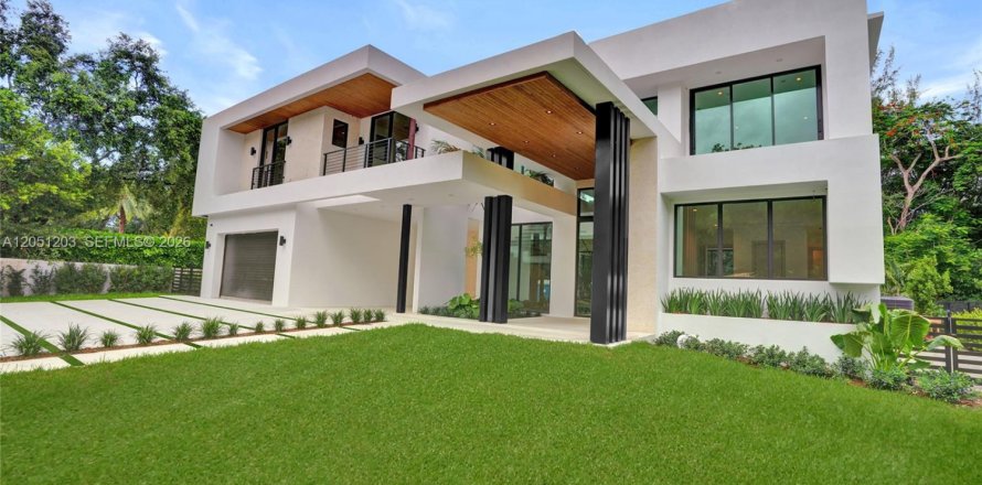 Villa ou maison à Miami, Floride 7 chambres, 681.81 m2 № 2173582