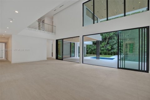 Villa ou maison à vendre à Miami, Floride: 7 chambres, 681.81 m2 № 2173582 - photo 11