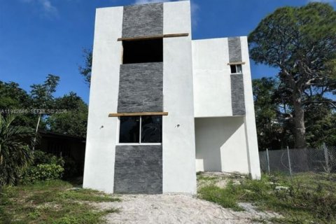 Villa ou maison à Fort Lauderdale, Floride 3 chambres № 2244935