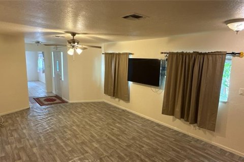 Villa ou maison à vendre à Dundee, Floride: 2 chambres, 103.59 m2 № 1844364 - photo 9