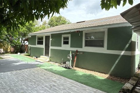 House in Dundee, Florida 2 bedrooms, 103.59 sq.m. № 1844364 - photo 4