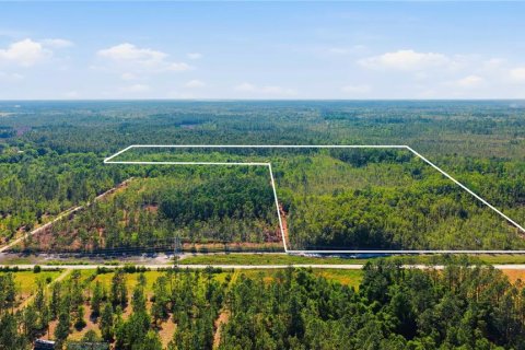 Land in Fort MC Coy, Florida № 2096676
