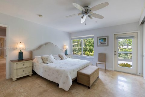Casa en venta en South Miami, Florida, 3 dormitorios, 164.25 m2 № 1855381 - foto 17