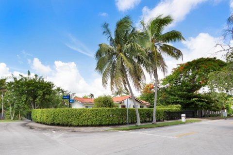 Casa en venta en South Miami, Florida, 3 dormitorios, 164.25 m2 № 1855381 - foto 3