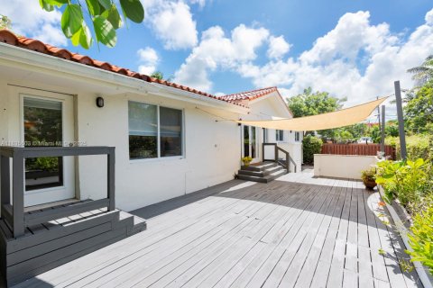 Casa en venta en South Miami, Florida, 3 dormitorios, 164.25 m2 № 1855381 - foto 23