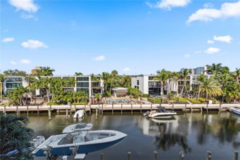 Снять в аренду кондоминиум в Форт-Лодердейл, Флорида 2 спальни, 134.71м2, № 1987601 - фото 13