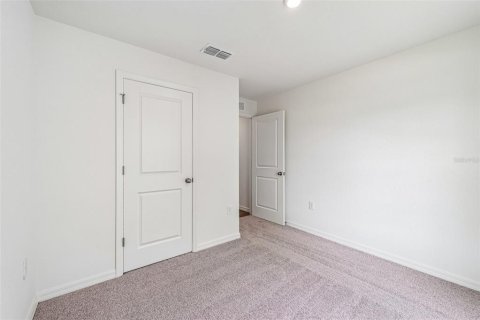 House in Vero Beach, Florida 4 bedrooms, 167.97 sq.m. № 2424100 - photo 23