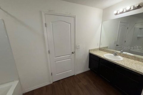House in Dundee, Florida 3 bedrooms, 123.65 sq.m. № 1843954 - photo 11