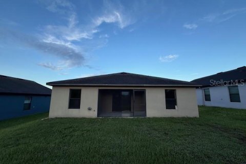 House in Dundee, Florida 3 bedrooms, 123.65 sq.m. № 1843954 - photo 19