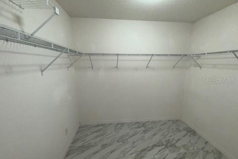 House in Dundee, Florida 3 bedrooms, 123.65 sq.m. № 1843954 - photo 10