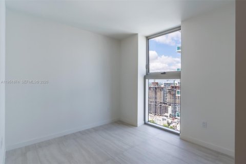 Condominio en venta en Miami, Florida, 1 dormitorio, 51.19 m2 № 2006072 - foto 7
