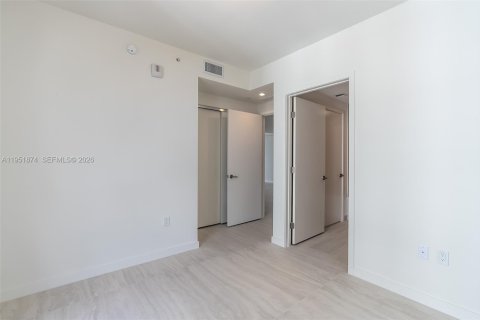 Condominio en venta en Miami, Florida, 1 dormitorio, 51.19 m2 № 2006072 - foto 29