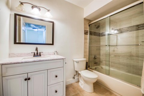 Touwnhouse à vendre à Boca Raton, Floride: 2 chambres, 103.59 m2 № 2419416 - photo 12