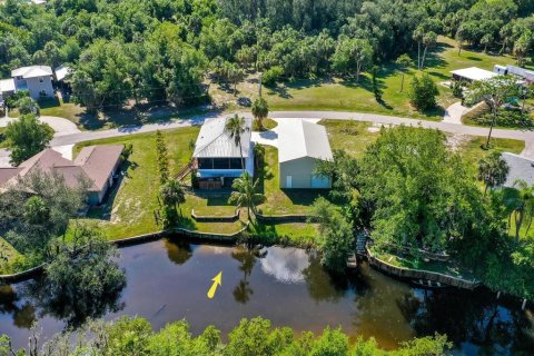 Casa en venta en Punta Gorda, Florida, 3 dormitorios, 114.92 m2 № 1746759 - foto 3