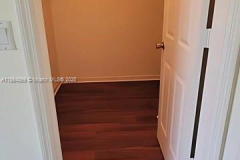 Купить таунхаус в Ривьера-Бич, Флорида 3 спальни, 137.59м2, № 2014022 - фото 7