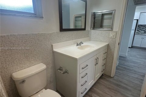Condominio en alquiler en Aventura, Florida, 1 dormitorio № 1965093 - foto 12