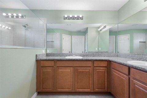 House in Palm Coast, Florida 4 bedrooms, 205.13 sq.m. № 1858371 - photo 21