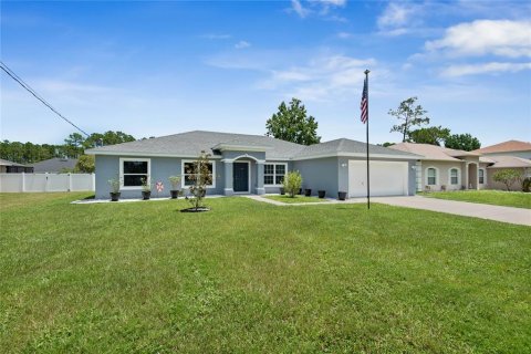 House in Palm Coast, Florida 4 bedrooms, 205.13 sq.m. № 1858371 - photo 3
