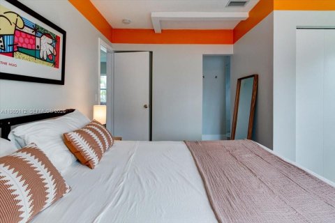 Снять в аренду виллу или дом в Майами, Флорида 3 спальни, 156.82м2, № 2046376 - фото 7