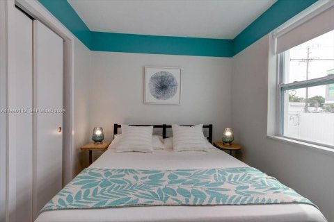 Снять в аренду виллу или дом в Майами, Флорида 3 спальни, 156.82м2, № 2046376 - фото 8