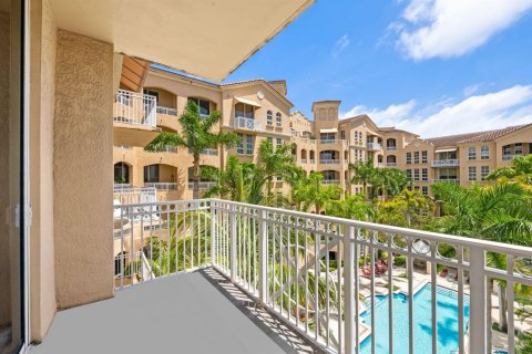 Studio in the Condo in Aventura, Florida  № 2077924