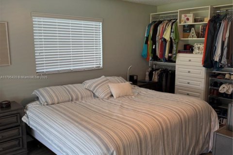 Casa en venta en Plantation, Florida, 2 dormitorios, 120.77 m2 № 1894248 - foto 5