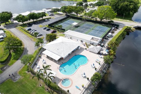 Casa en venta en Plantation, Florida, 2 dormitorios, 120.77 m2 № 1894248 - foto 22
