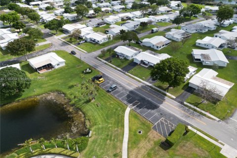 Casa en venta en Plantation, Florida, 2 dormitorios, 120.77 m2 № 1894248 - foto 16