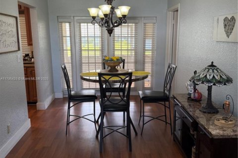Casa en venta en Plantation, Florida, 2 dormitorios, 120.77 m2 № 1894248 - foto 4