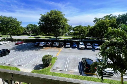 Copropriété à louer à Coral Springs, Floride: 2 chambres, 99.22 m2 № 2276811 - photo 23
