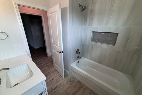 Casa en alquiler en Gainesville, Florida, 3 dormitorios, 167.78 m2 № 1884771 - foto 17