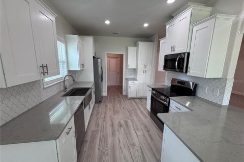 Casa en alquiler en Gainesville, Florida, 3 dormitorios, 167.78 m2 № 1884771 - foto 9