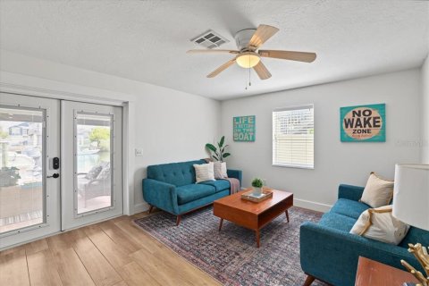 Villa ou maison à vendre à Hernando Beach, Floride: 2 chambres, 128.95 m2 № 2391347 - photo 19