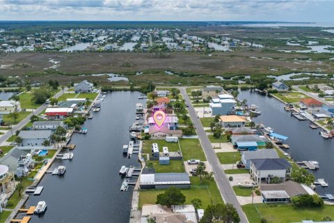 Villa ou maison à vendre à Hernando Beach, Floride: 2 chambres, 128.95 m2 № 2391347 - photo 28