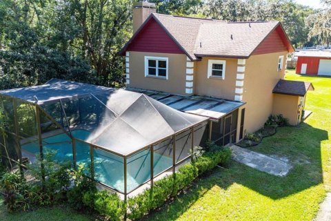 House in Zephyrhills, Florida 3 bedrooms, 179.86 sq.m. № 2431159