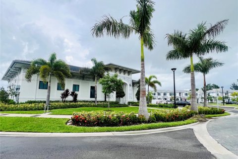 Villa ou maison à vendre à Miami, Floride: 4 chambres, 176.14 m2 № 1802675 - photo 30