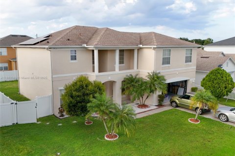 Casa en venta en Kissimmee, Florida, 4 dormitorios, 248.89 m2 № 1932173 - foto 2