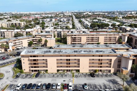Condominio en venta en Miami, Florida, 2 dormitorios, 103.12 m2 № 2030464 - foto 21